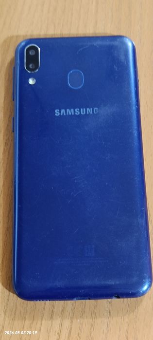 Samsung Galaxy M20 , 4/64gb. Під відновлення.