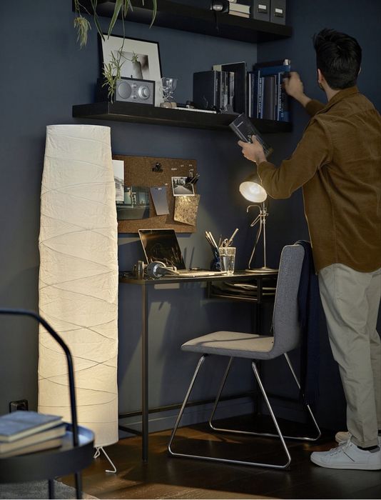 Biurko na laptopa szklany IKEA