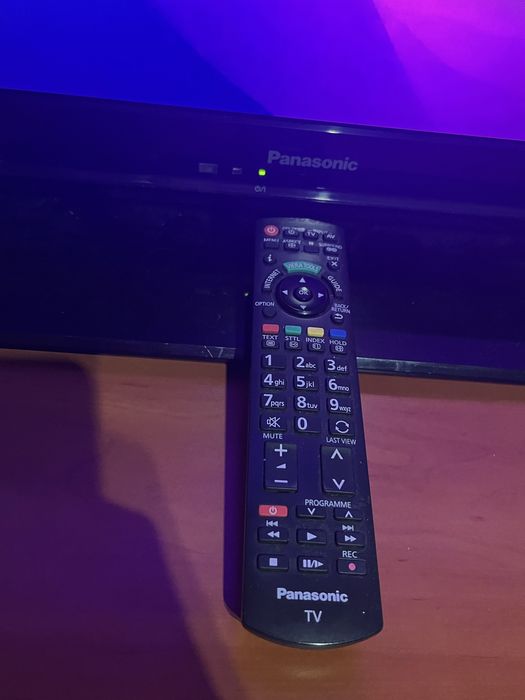 telewizor panasonic 42” lcd