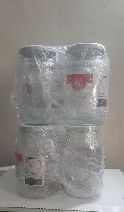 Банки  1 лит, и 0,5 литра. 5 гр