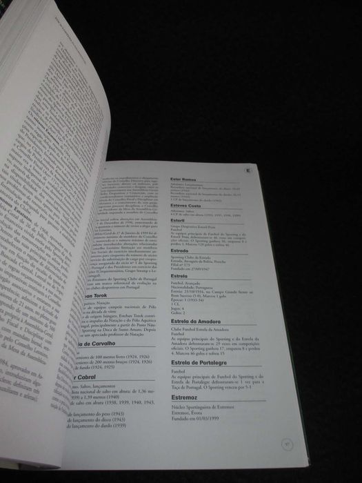 Livro Enciclopédia Fundamental do Sporting José Goulão 1ª edição 2007