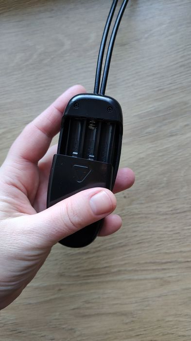 Лампа для читання, ліхтарик, лампа на батарейках