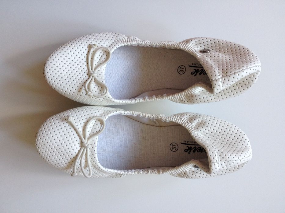 DIVERSE buty NOWE balerinki 37 lekkie Z GUMKĄ