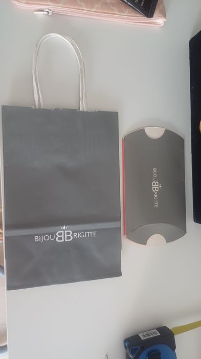Colares da marca bijou brigitte (NOVOS).