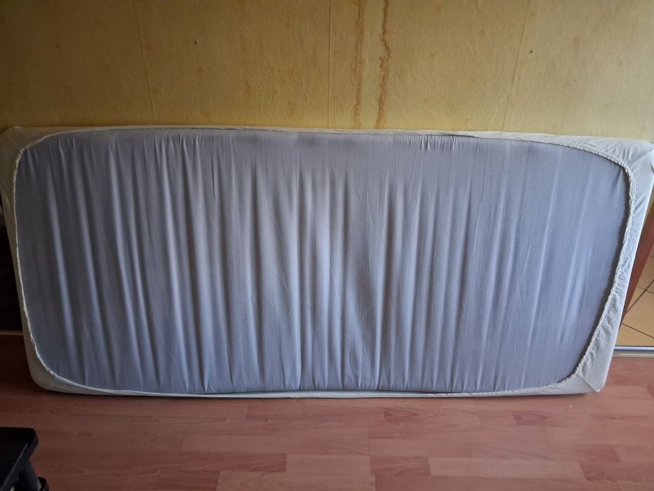 Materac 200cm x 90cm
