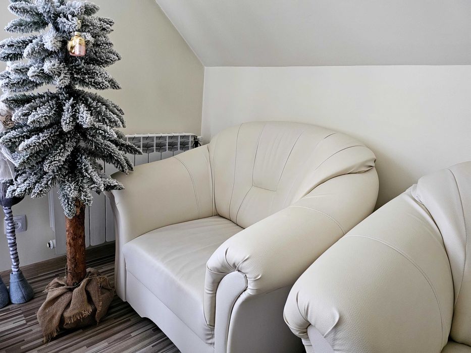 Dwa fotele z eko skóry