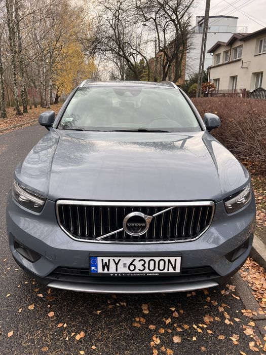 Sprzedam Volvo XC40 na gwarancji