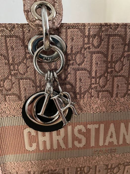 Сумка пудровая, светло- розовая Dior