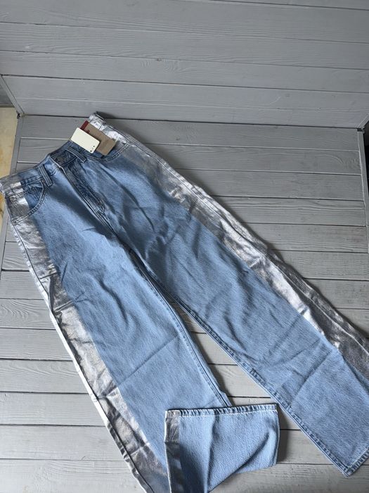 Оригінальні джинси Levi's CINCH BAGGY з регульованим поясом.