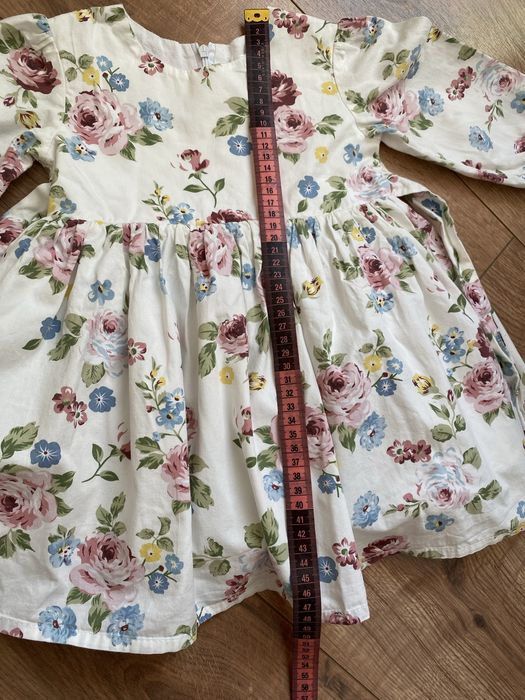 Сукня на довгий рукав