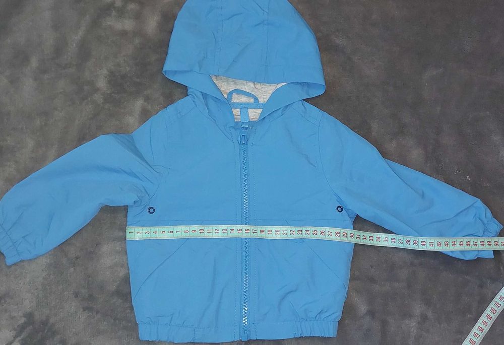 Продам куртки від 6 місяців і до 2 років для хлопчика