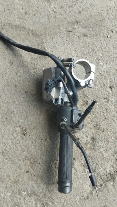 Prawa kierownica Honda Vfr 750 H1347G