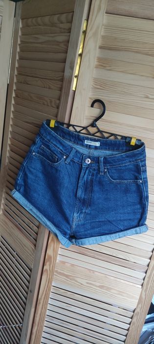 Granatowe jeansowe dżinsowe spodenki