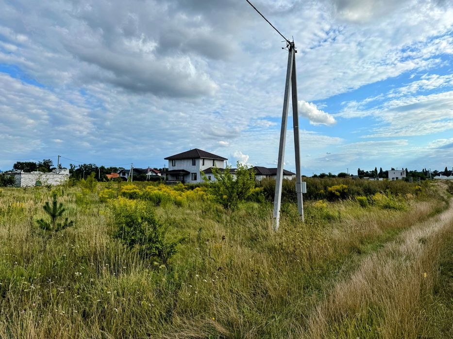 Ділянка під забудову в новому районі / Личанка