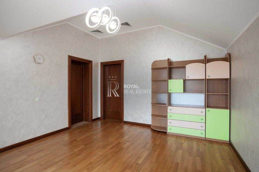 Продаж Будинок Вишеньки Бориспільський район КМ «Золоче» 10 кімнат 495 м² Басейн Гостьовий будинок Сауна 2 каміни Тепловий насос Тераси