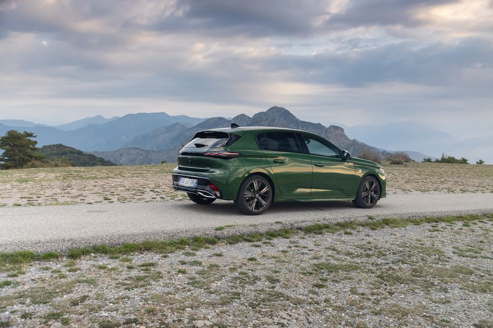 Peugeot e-308 58 kWh Style