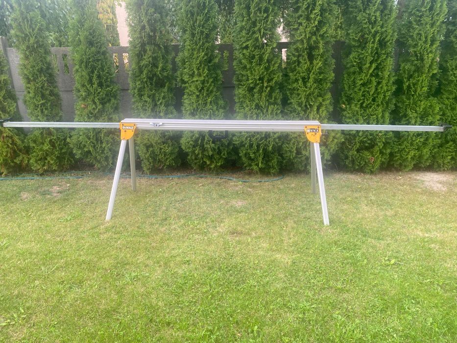 Stojak pod piłę ukośnie DeWalt