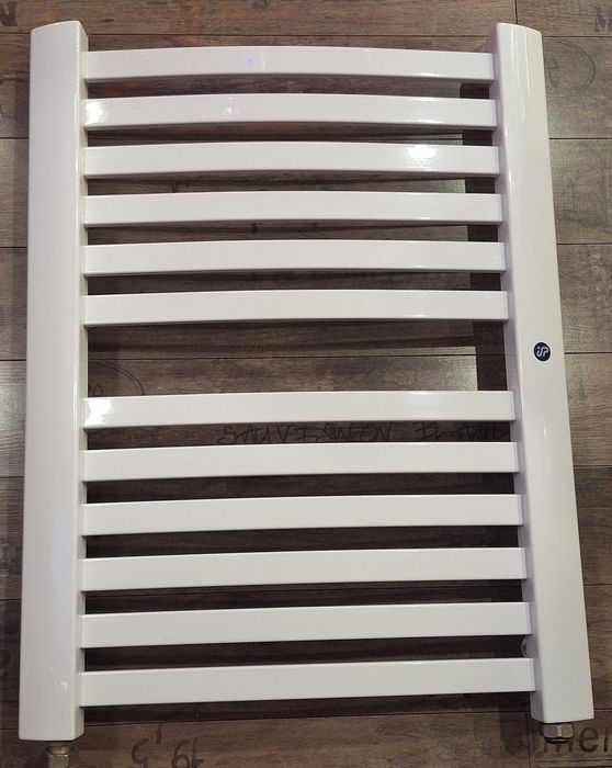 Grzejnik łazienkowy Retto