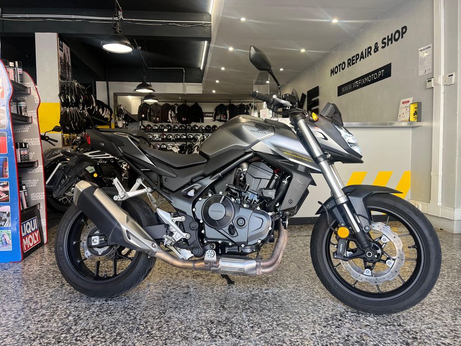 Honda CB 750 Hornet de 2023, Irrepreensível com 11698 Kms. Garantia