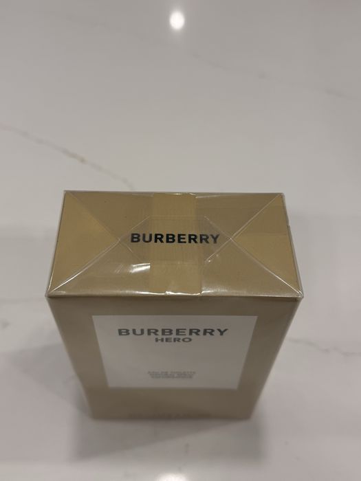 Burberry Hero Eau de Toilette 100ml