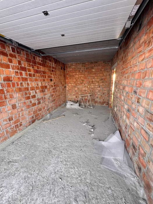 ЗБУДОВАНИЙ ТАУНХАУС за вигідною ціною в дуже хорошій локації!