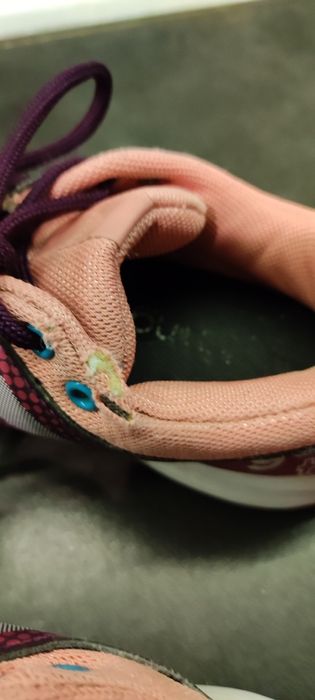 Buty sportowe damskie