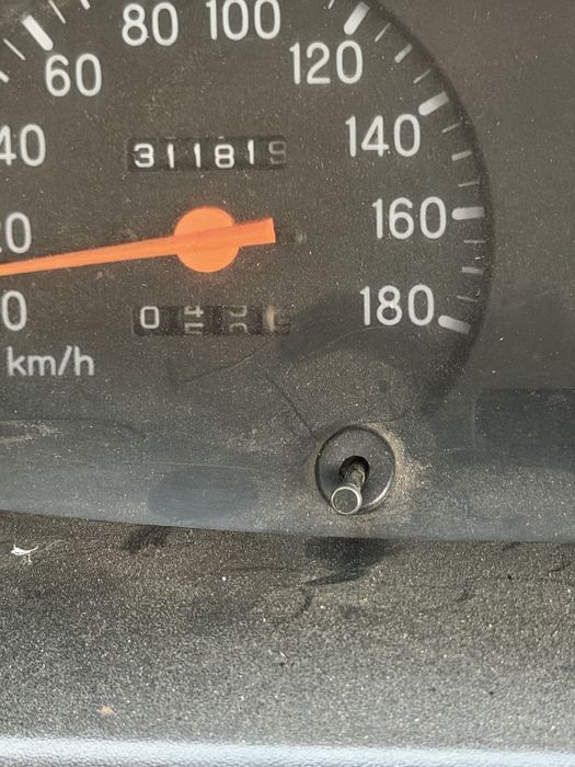 Mitsubishi l200 4x4 310 mil kms so 1 dono
