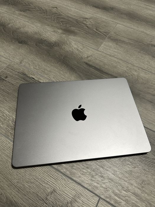 MacBook Air M2 256 GB A2681