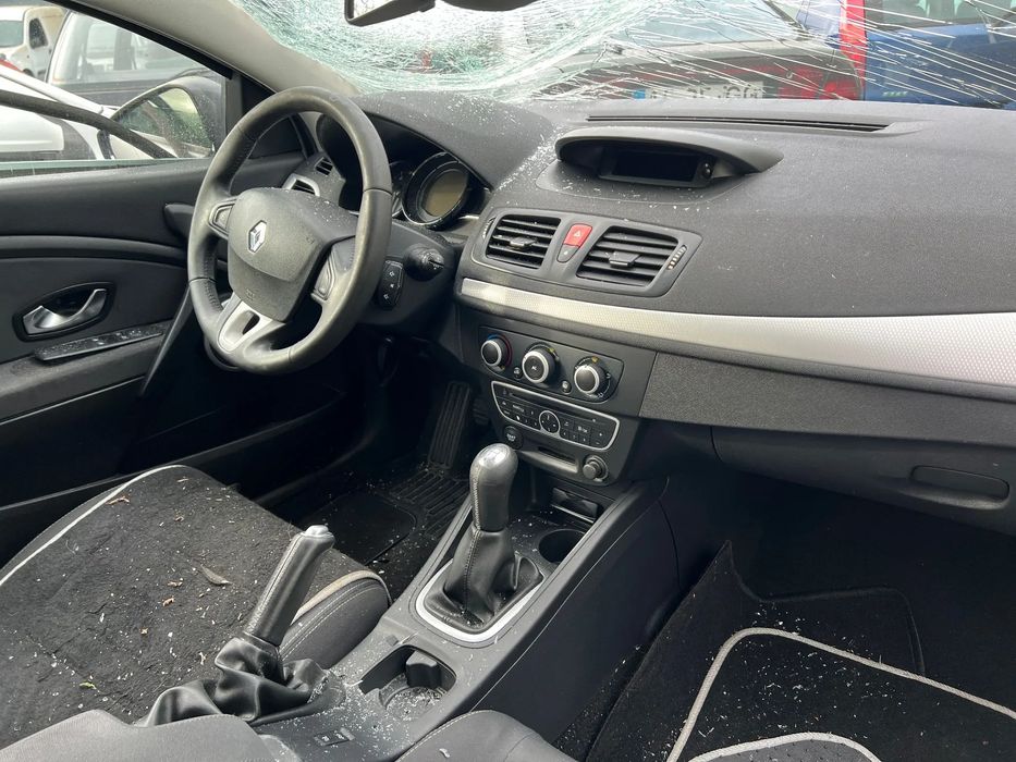 Para peças RENAULT Megane III Coupé (DZ0/1_)