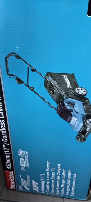 NOWA Kosiarka akumulatorowa Makita mocna 2x18V DLM432Z 18V LXT 43CM/ BODY
