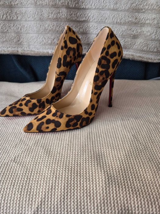 Nowe przepiękne buty na obcasie rozmiar 38