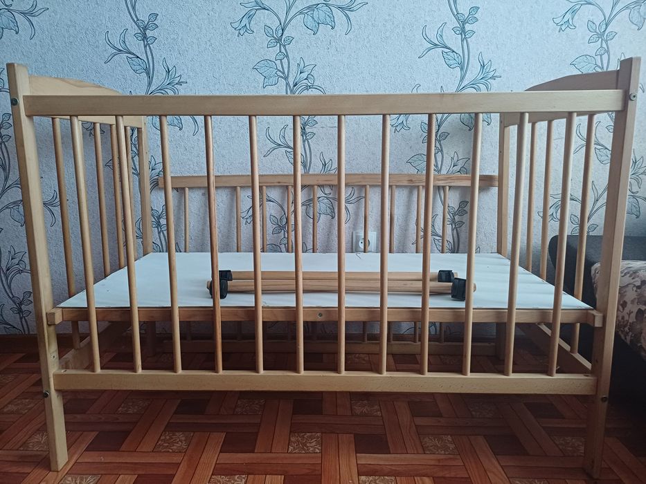 Детский манеж деревянный