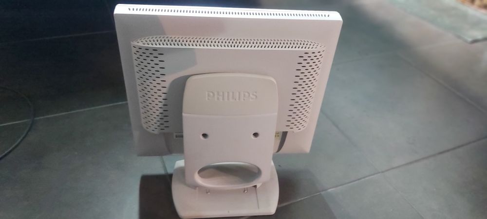 Monitor Philips de 18 polegadas