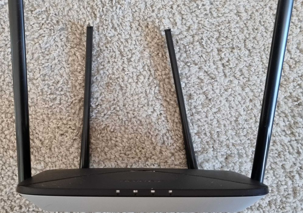 Router Mercusys AC 1200 AC12G