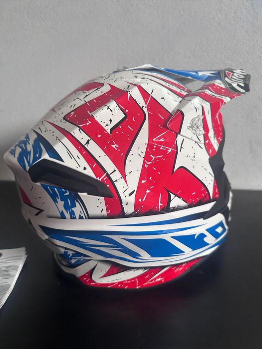 Capacete Airoh Twist L