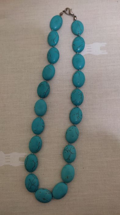 Продаются красивые бусы