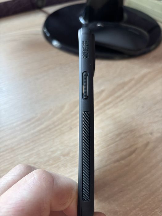 Продам чохол на iphone15