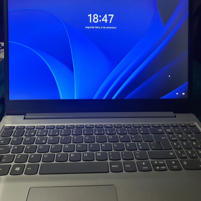 Portátil i5 8gb 500gb ssd nvidia 2gb