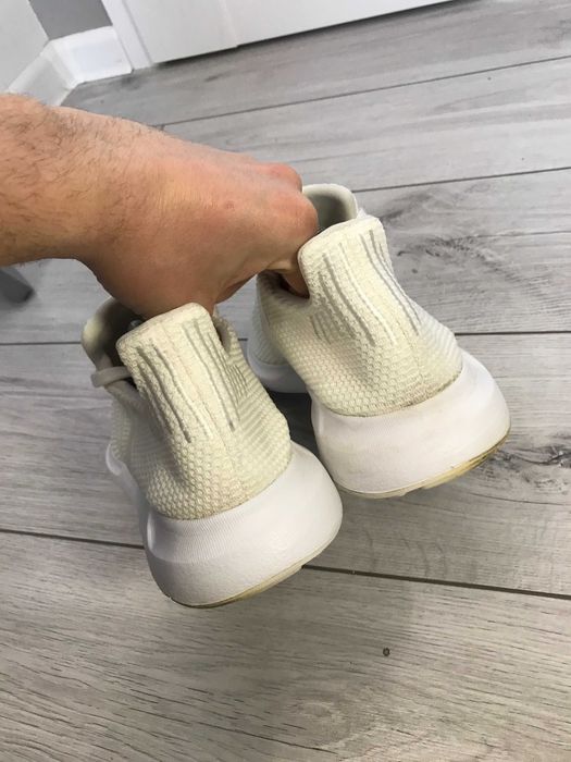 Buty Adidas Swift Run rozm. 45,5