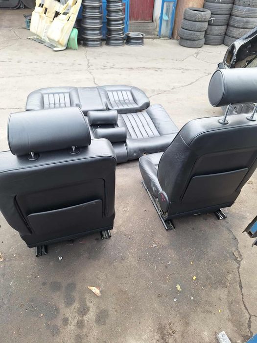 Fotele Audi A8 D2 Soul Lift Kanapa komplet Siedzenia skóra