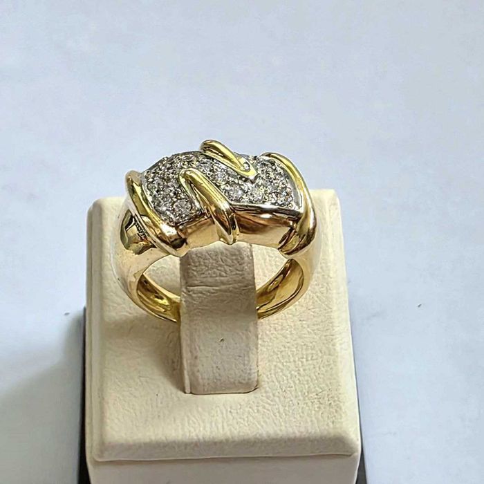 каблучка 585 проба  750 проба