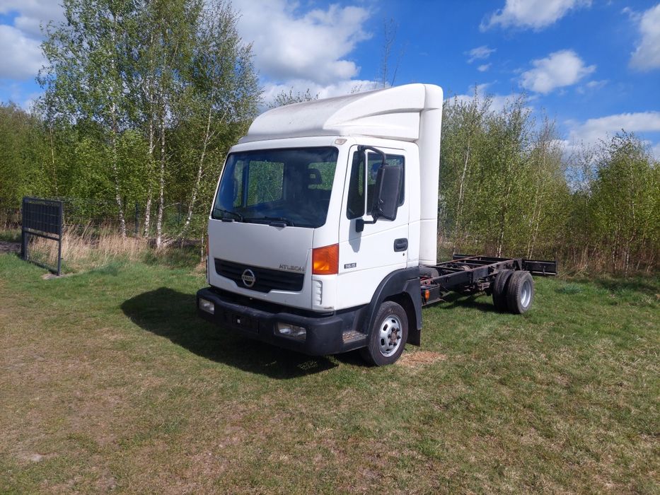 Nissan Atleon 56/15