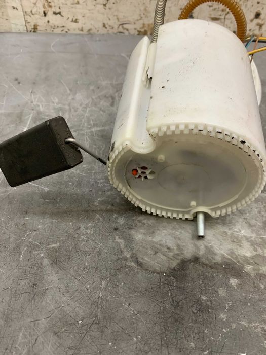 VW Volkswagen Golf V Plus Audi A4 A3 Pompa Paliwa