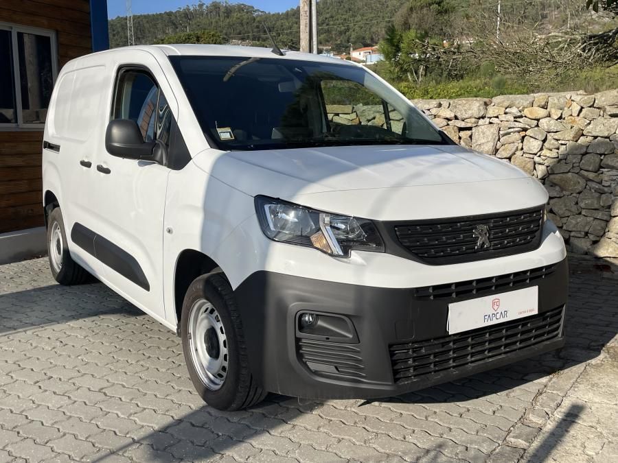 Peugeot Partner 1.5 BlueHDi Premium Standard