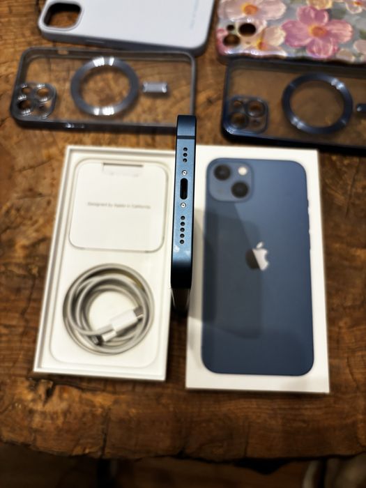 Iphone 13 128 gb cały zestaw