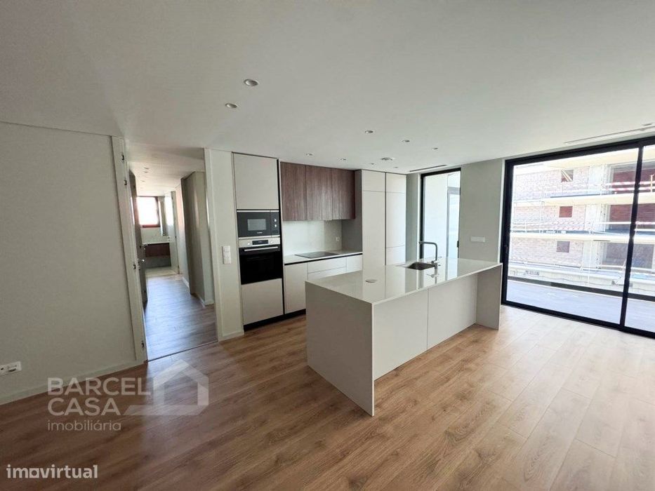 Oportunidade Exclusiva: Apartamento T2 de Luxo na Quinta da Cal, Ba...