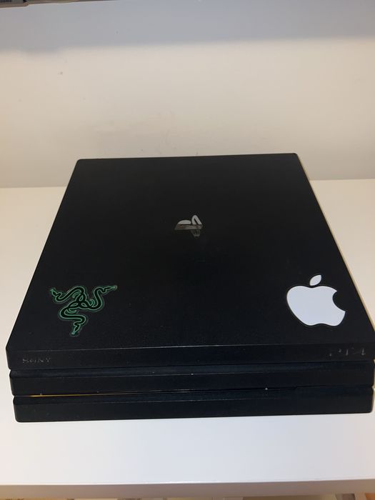 Playstation 4PRO 1TB