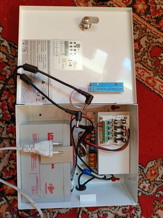 ДБЖ  для роутера , UPS 12v, 60watt, 84000мah(!)