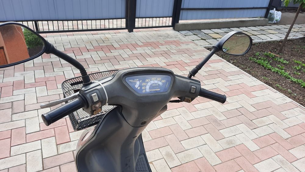 Продам скутер Honda