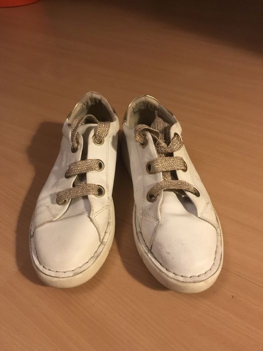 Ténis brancos 37 Hush puppies
